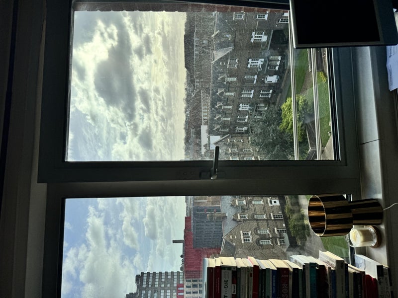 Flat Eden Grove in Greater London