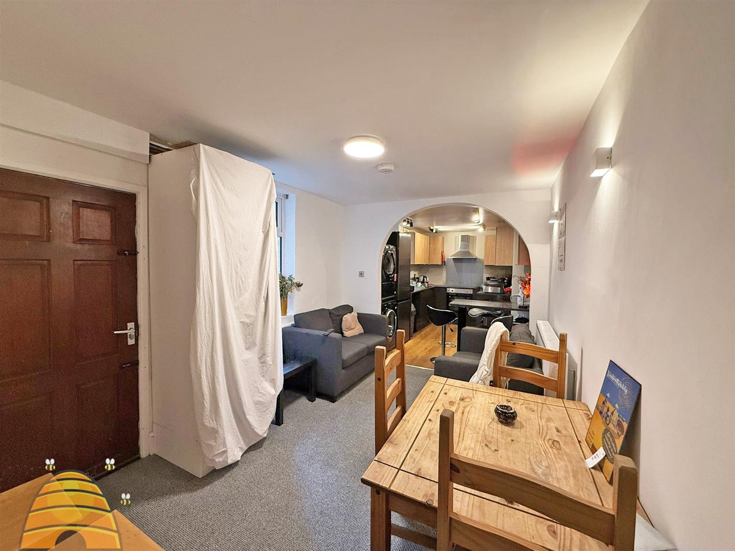 Room Cawdor Road in Manchester