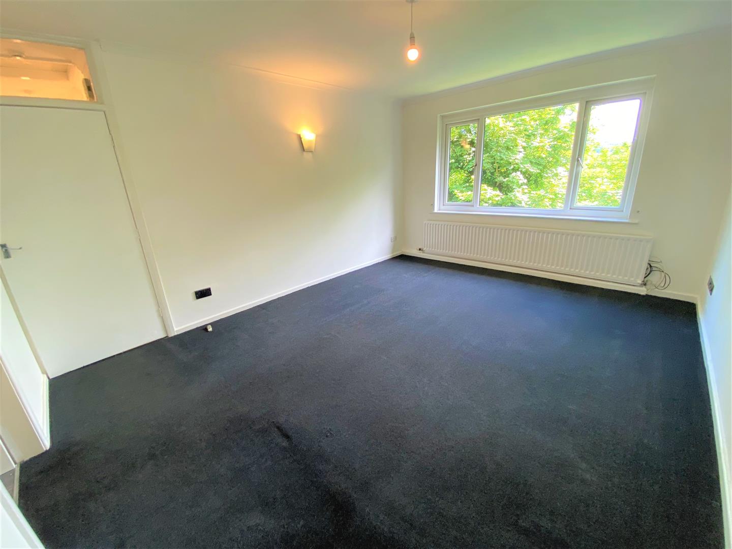 Flat Baildon Wood Court in Bradford