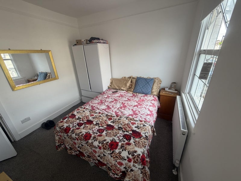 Room Nelson Road in Greater London