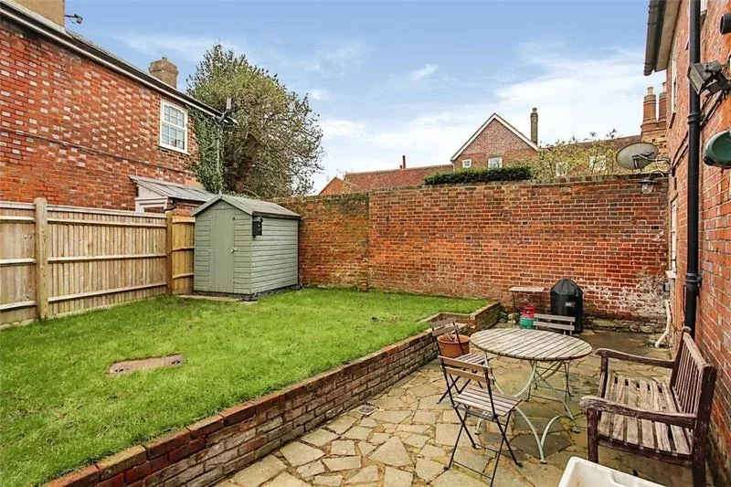 Room Church Lane in Tonbridge and Malling