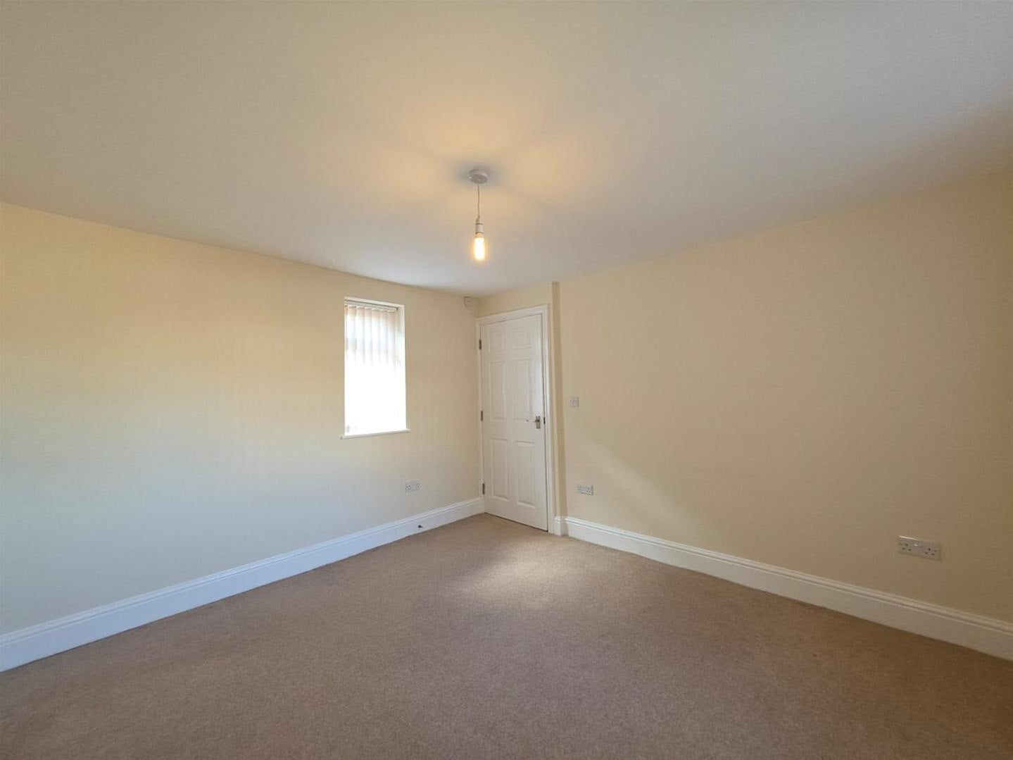 Flat Givendale Road in Scarborough