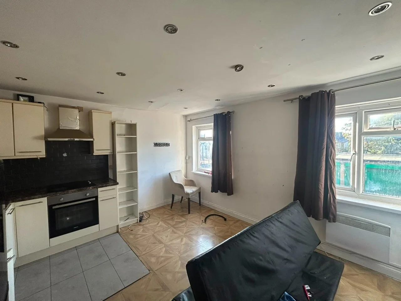 Flat Dagmar Mews in Greater London