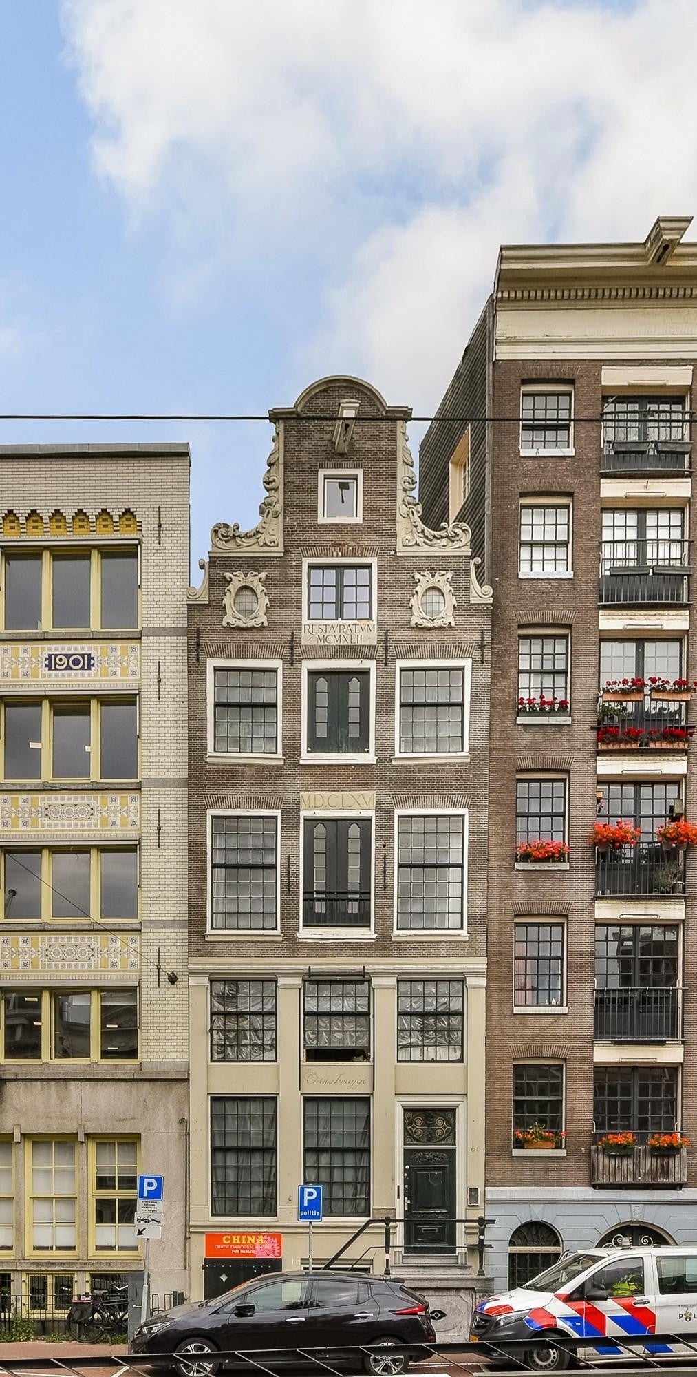 Appartement Nieuwezijds Voorburgwal in Amsterdam