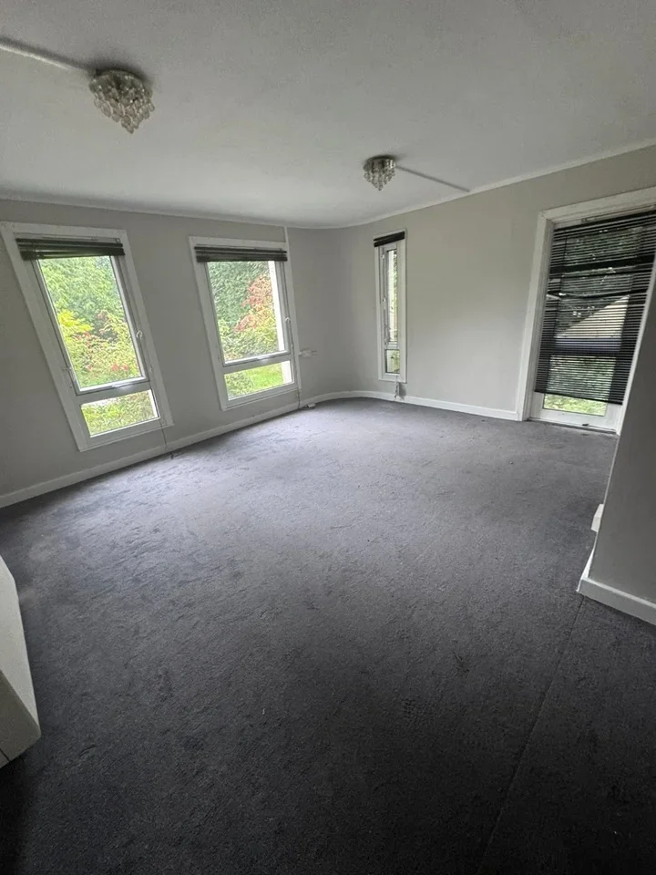 Flat Vicarage Road in Tunbridge Wells