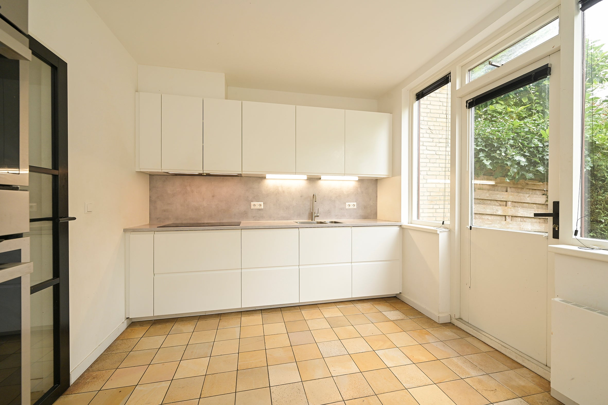 Tussenwoning te koop: Olgaland 20, 'S-Gravenhage