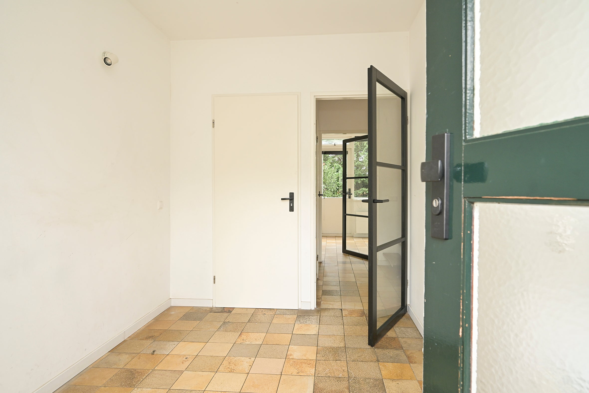 Tussenwoning te koop: Olgaland 20, 'S-Gravenhage