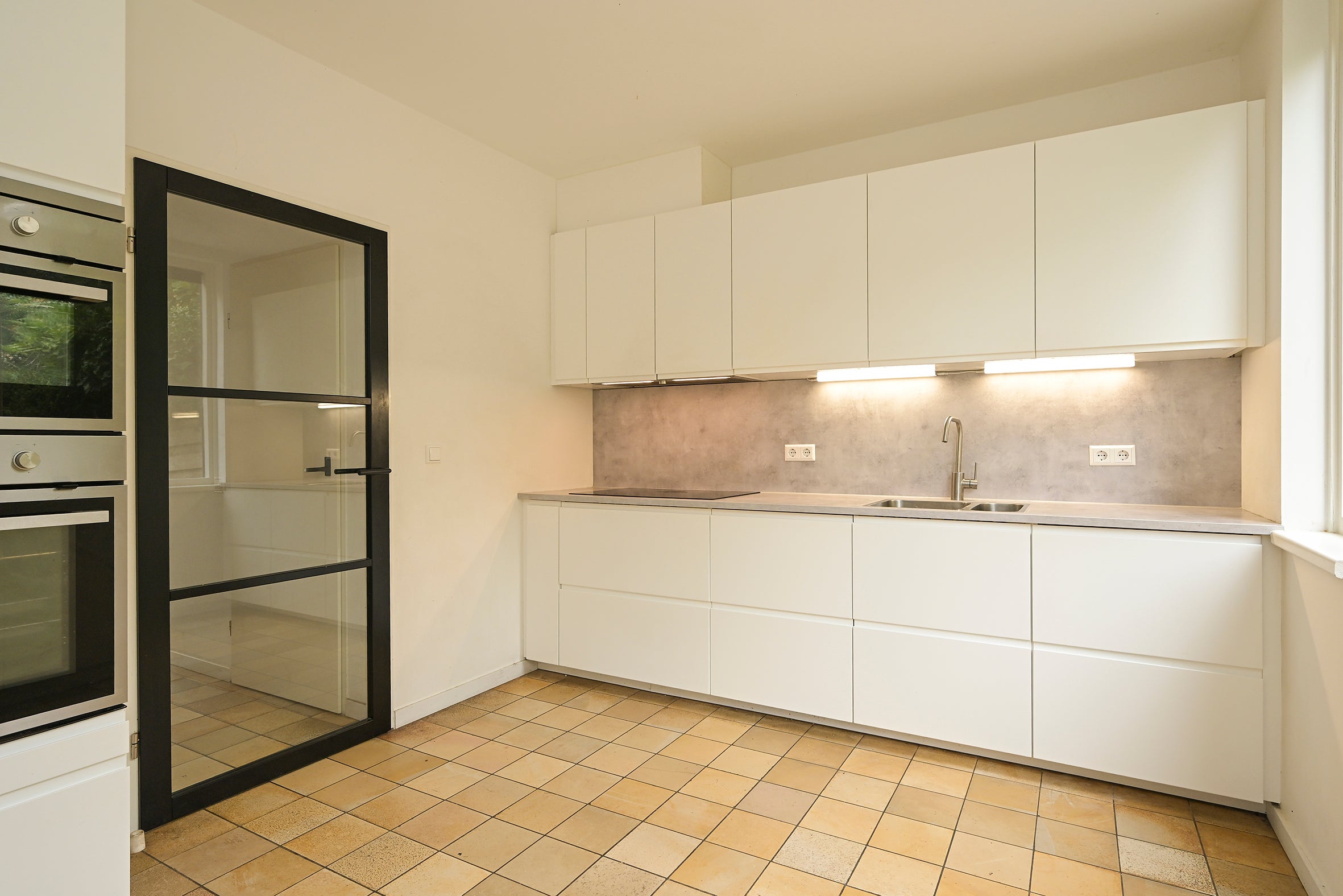 Tussenwoning te koop: Olgaland 20, 'S-Gravenhage