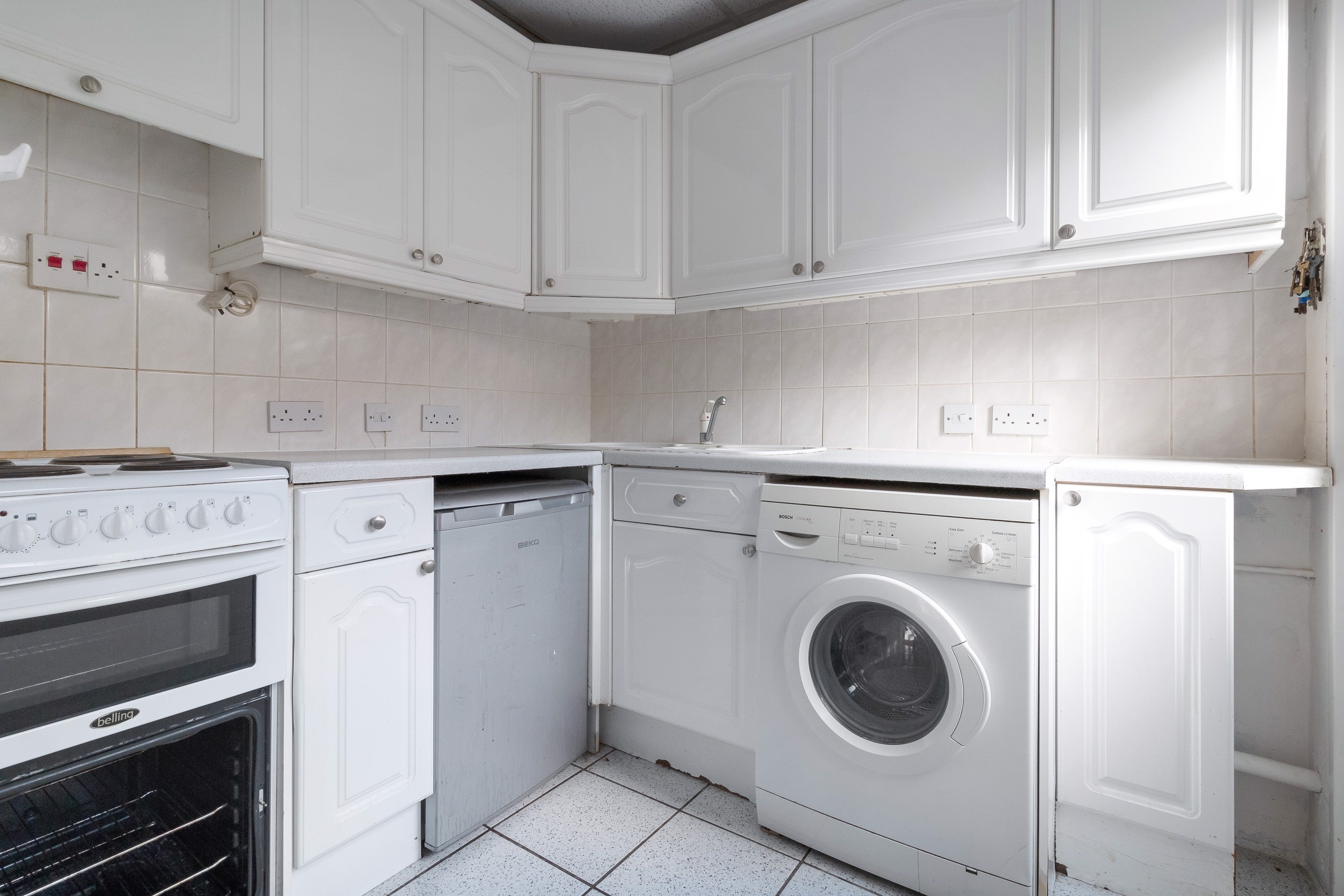 Flat Colworth Road in Greater London