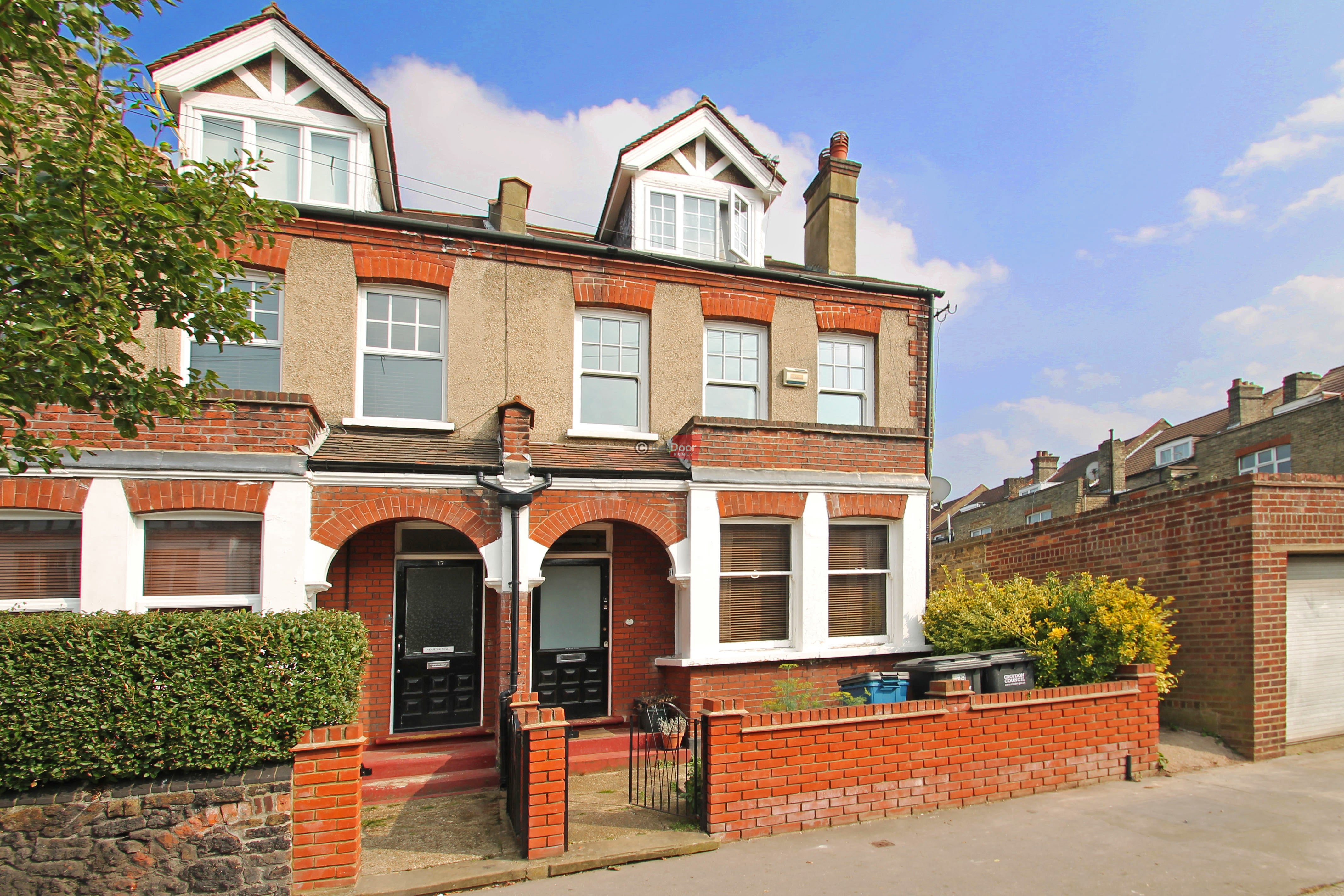 Flat Colworth Road in Greater London