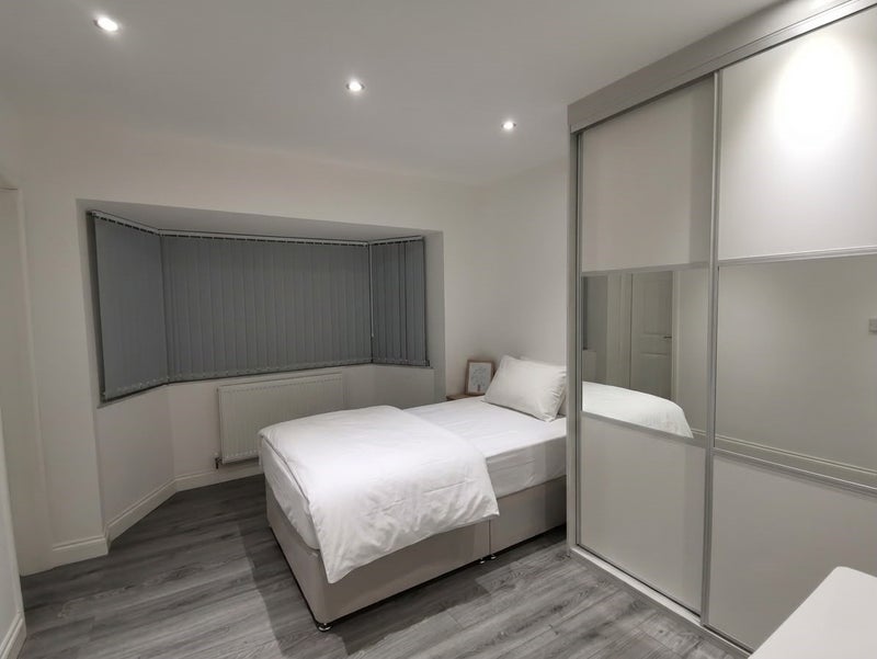 Room Kings Road in Manchester