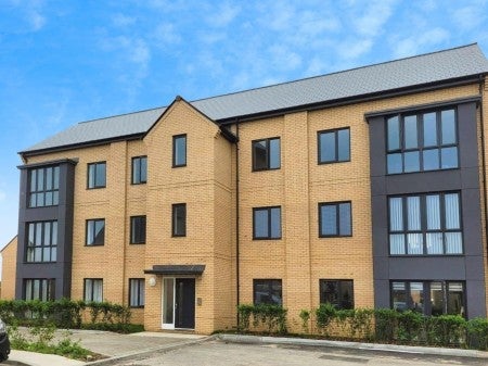 Flat Appleton Road in Folkestone and Hythe District