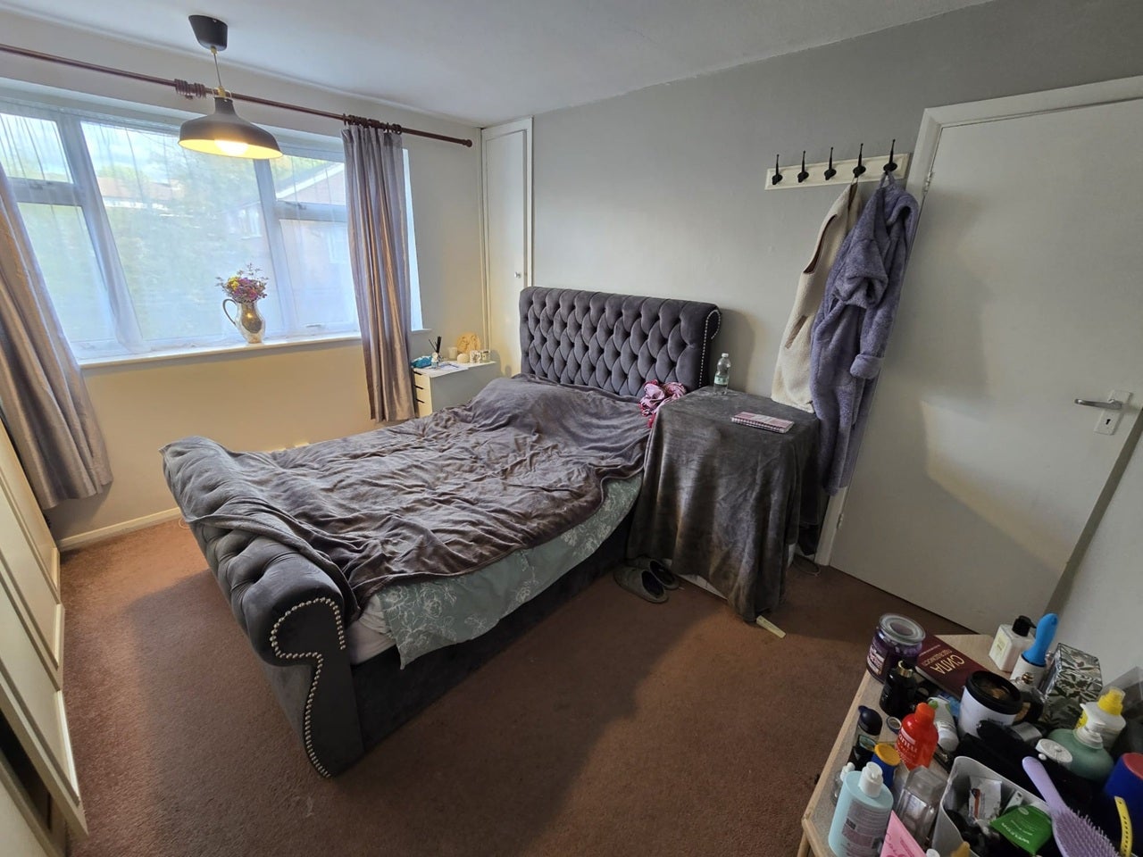 Flat Bramley Close in Greater London