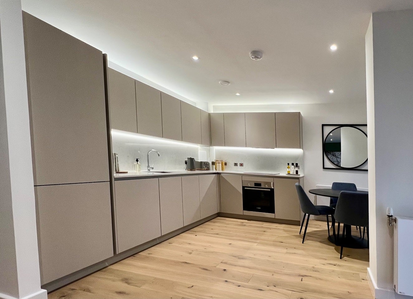 Flat Goswell Road in Greater London