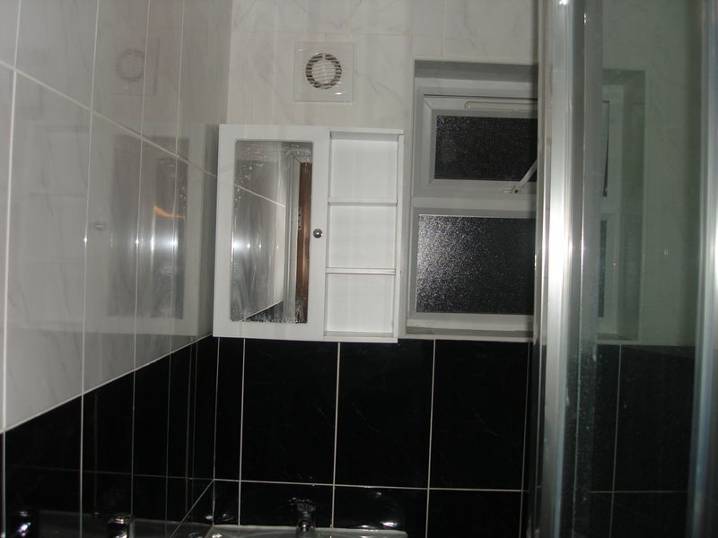 Room St Andrew's Road in Greater London
