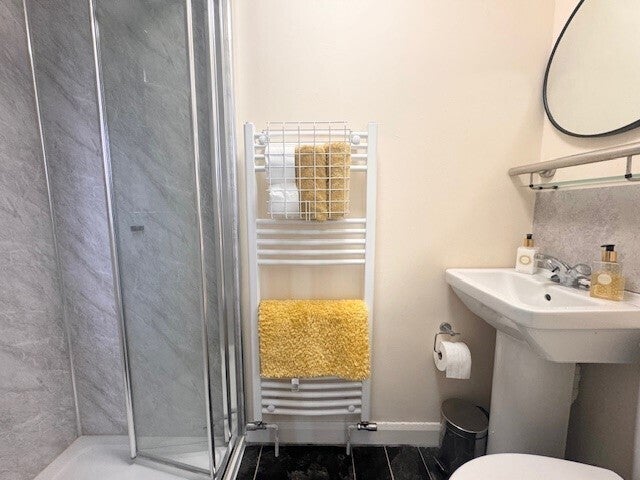 House Victoria Road in Bath