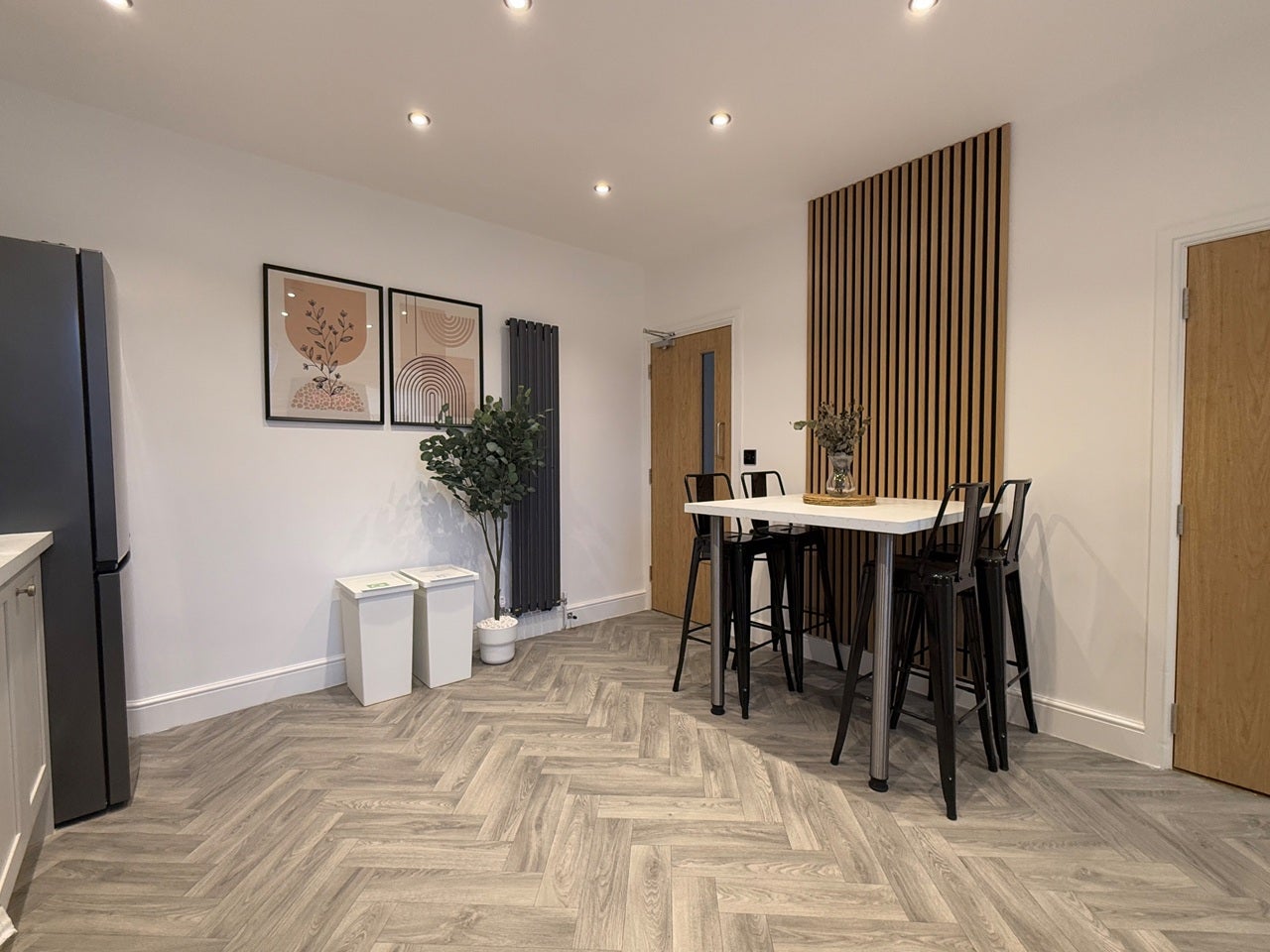 Room William Street in Rugby