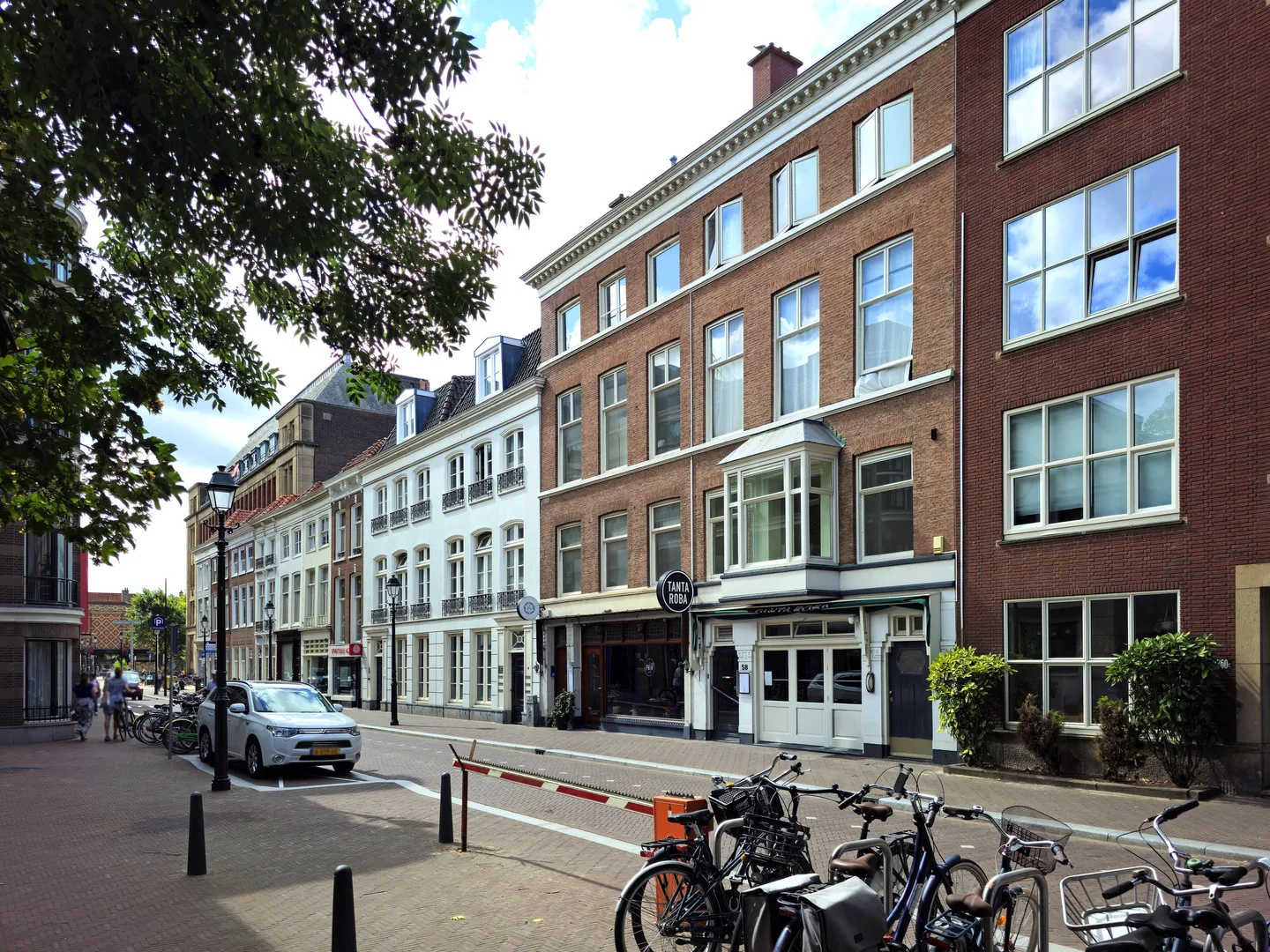 Appartement Zeestraat 58 A in Den Haag