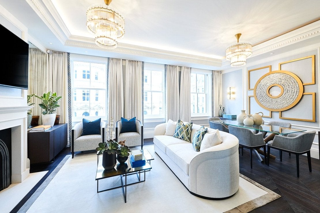 Flat Prince of Wales Terrace in Greater London