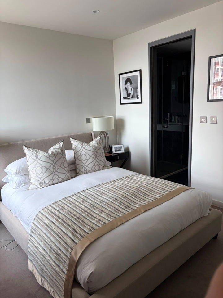 Flat Pilot Walk in Greater London