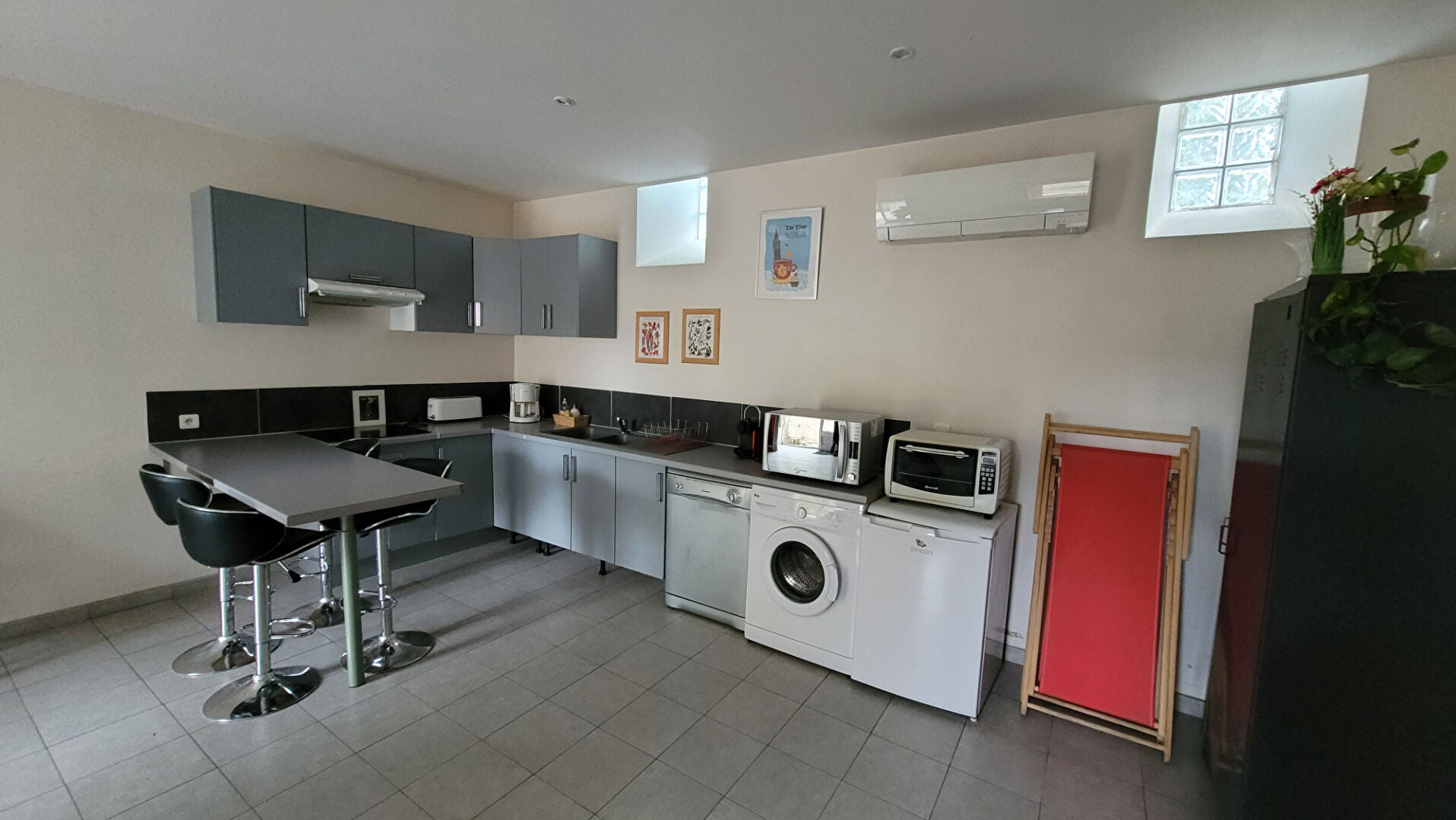 House N 10 in Les Essarts-le-Roi