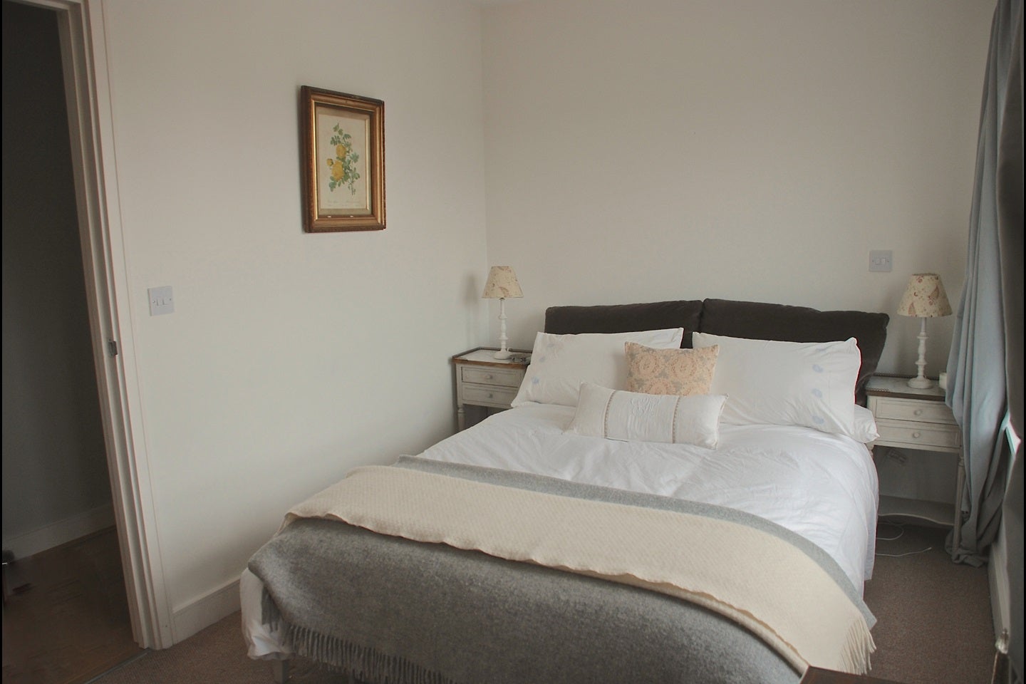 Flat Roydon Close in Greater London