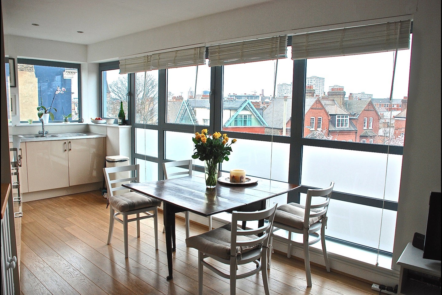 Flat Roydon Close in Greater London