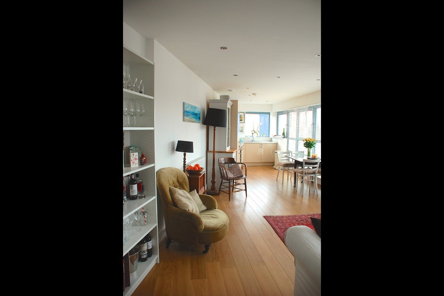 Flat Roydon Close in Greater London
