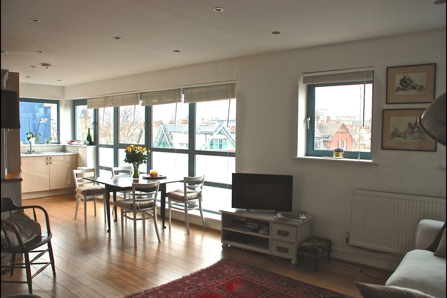 Flat Roydon Close in Greater London