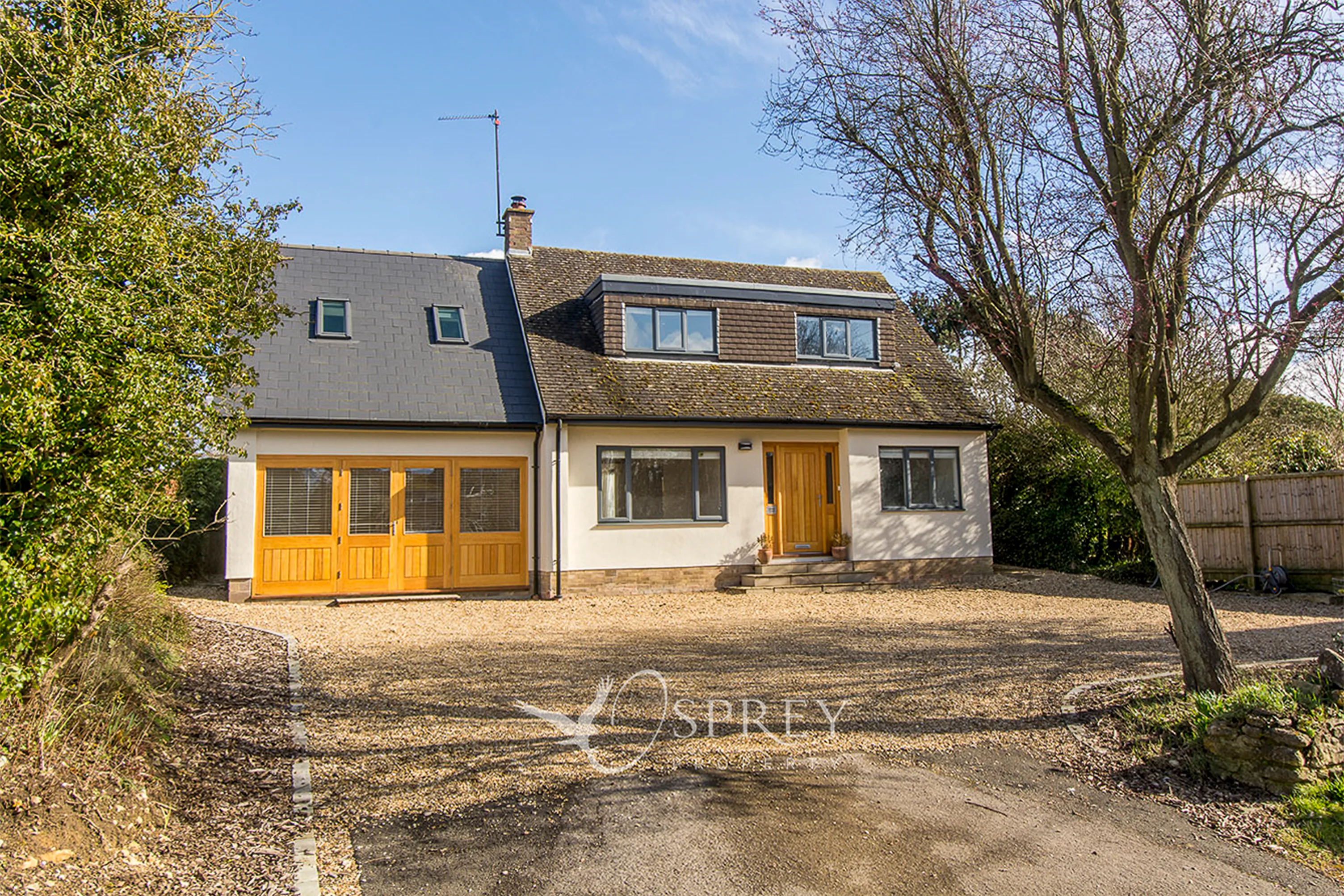 Flat Barnwell Road in Oundle