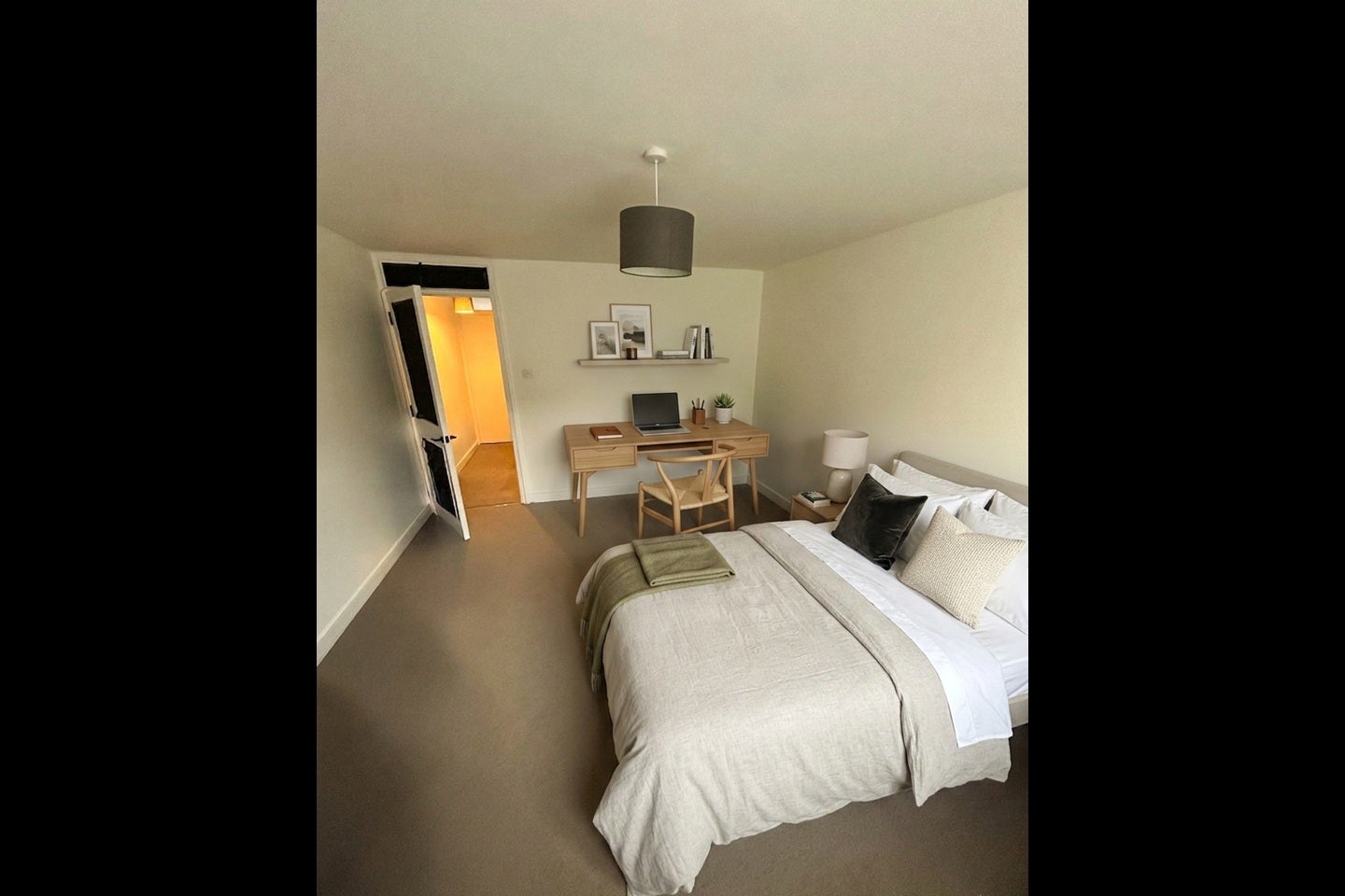 Room Fawcett Close in Greater London