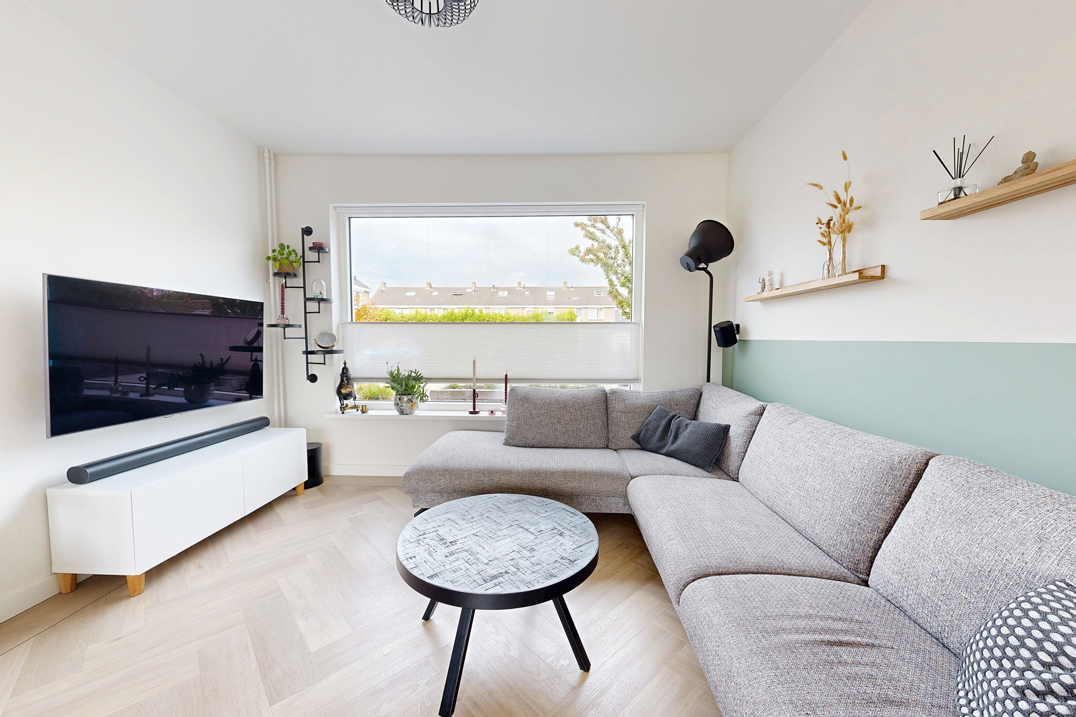 Tussenwoning te koop: Moye Keene 63, Klundert