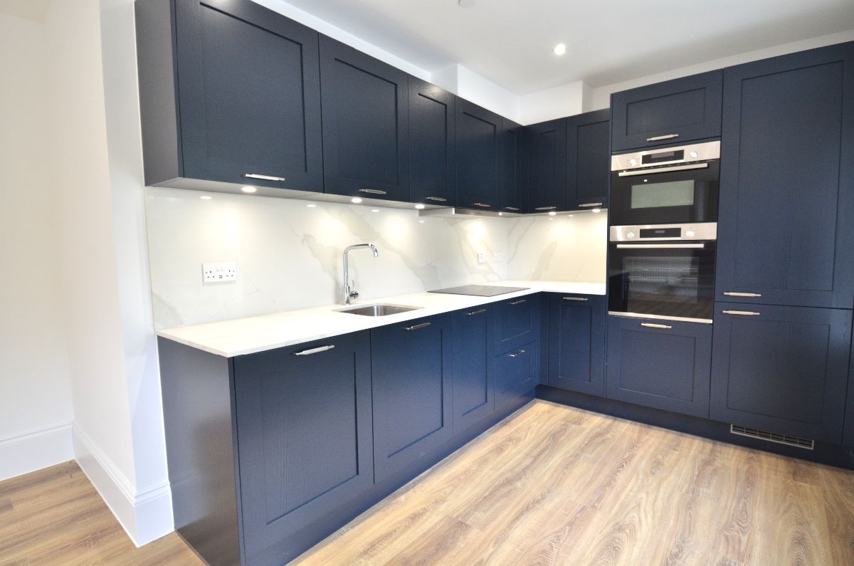 Flat Ashwells Road in Brentwood