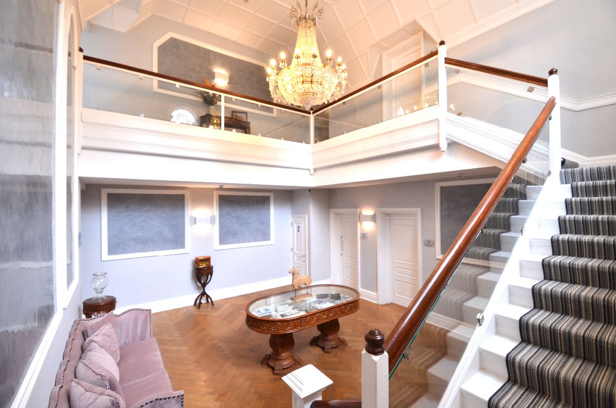 Flat Ashwells Road in Brentwood
