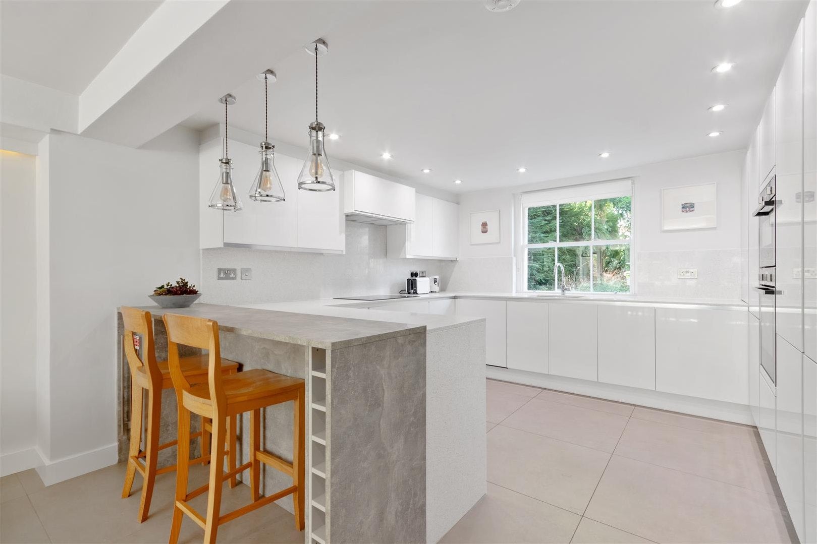 House Heathfield Terrace in Greater London