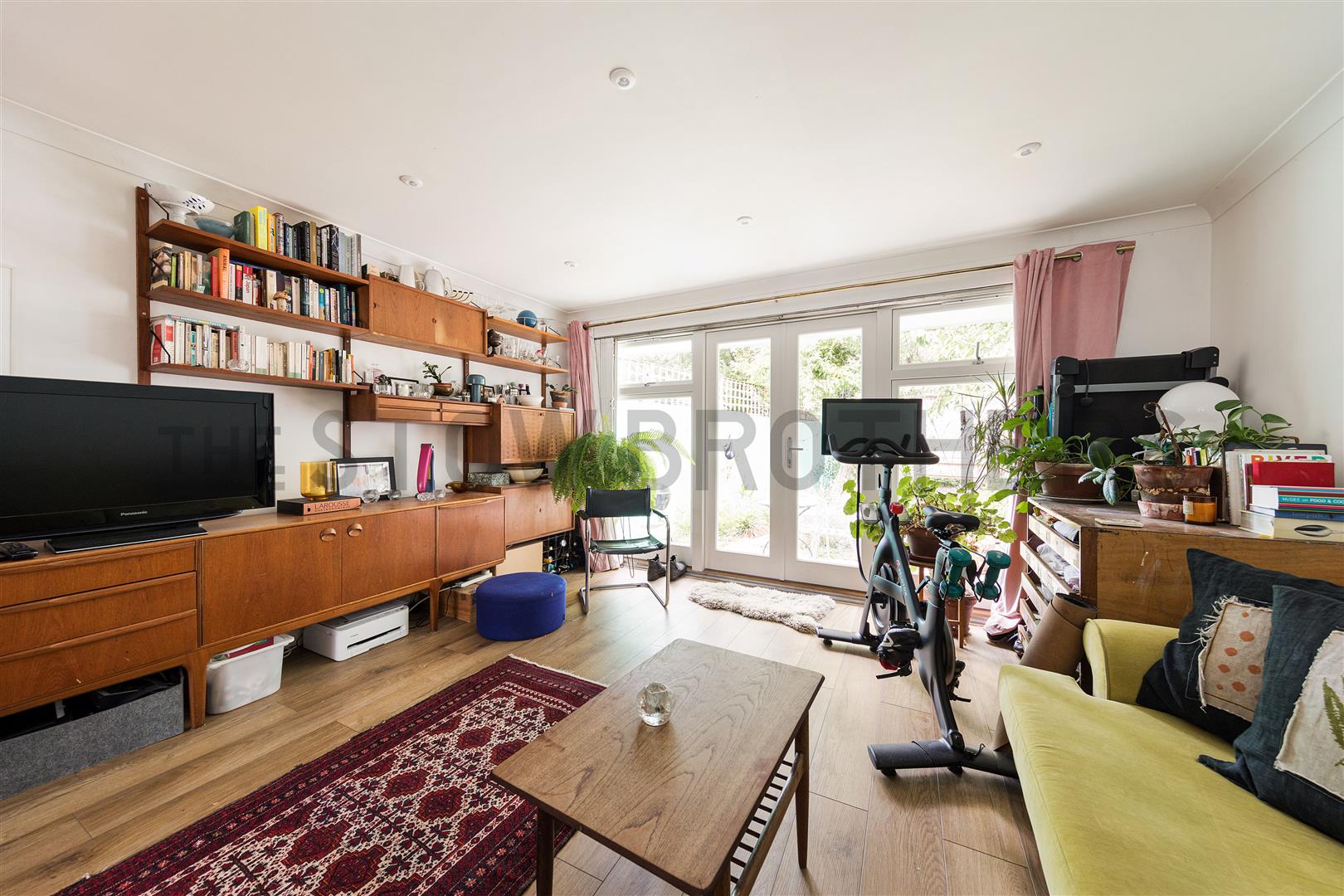 House Ridley Road in Greater London