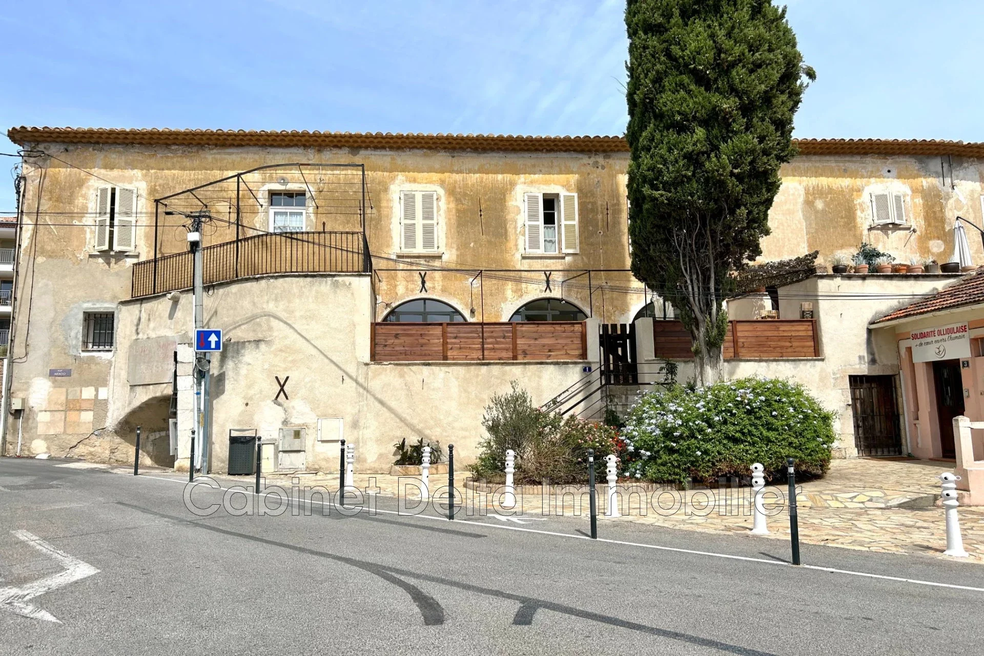 Maison Avenue du Deuxième Spahis à Sanary-sur-Mer