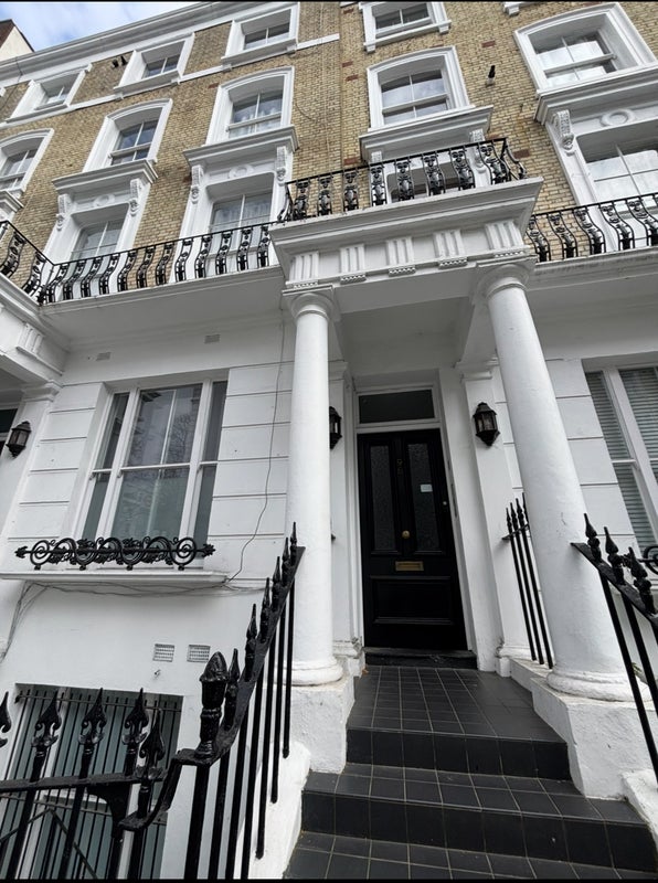 Room Chepstow Road in City of Westminster