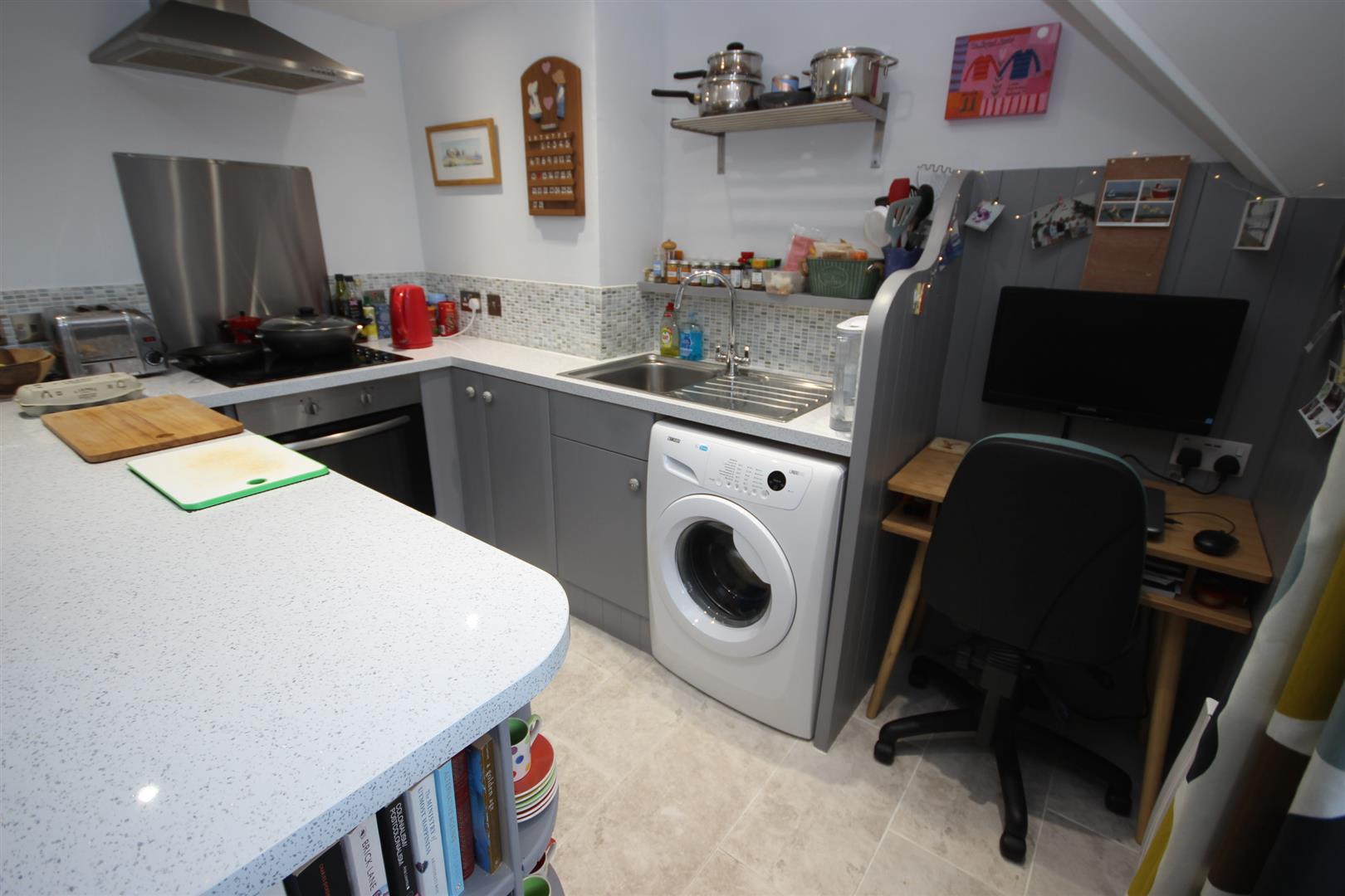 Flat Haldon Road in Exeter