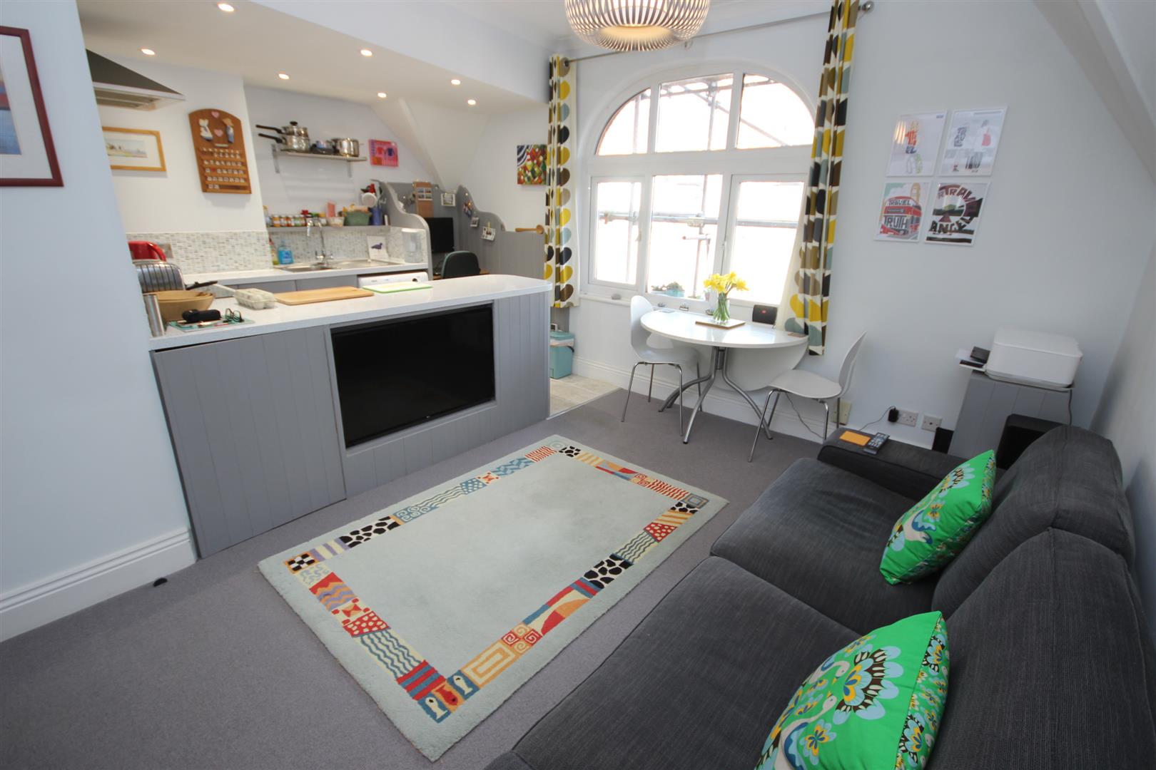 Flat Haldon Road in Exeter