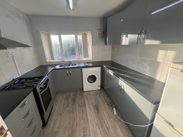 Flat Parsonage Drive in Bromsgrove