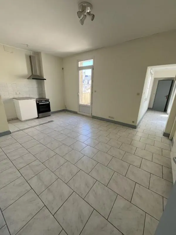 Flat Avenue Georges Clemenceau in Libourne