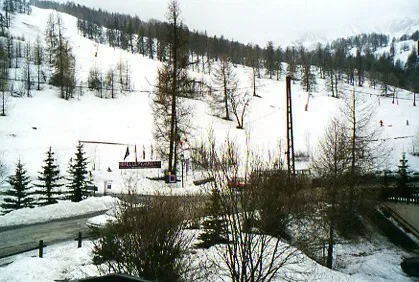 Room Avenue du Col d'Izoard in Briançon