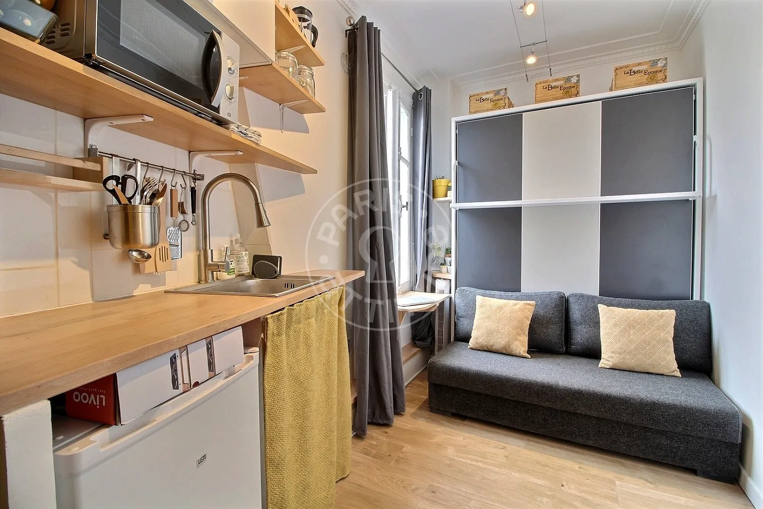 Appartement Rue du Surmelin à Paris
