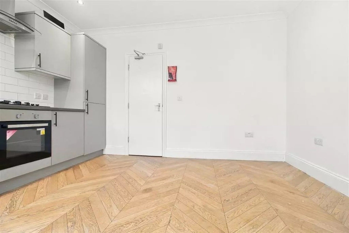 Flat High Road Leyton in Greater London