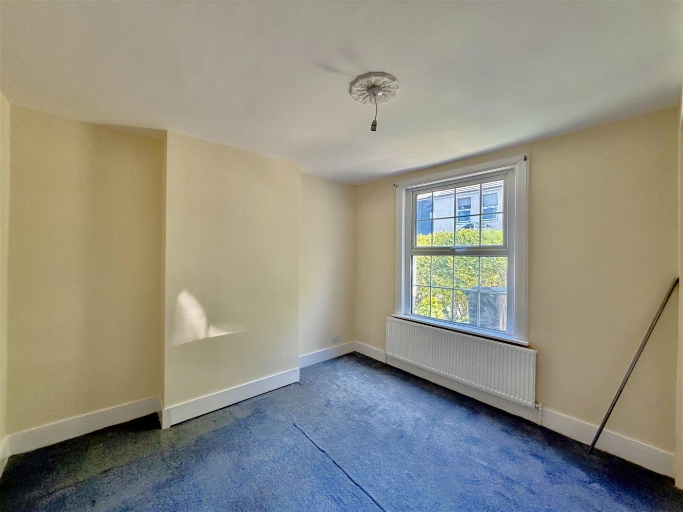 Flat Strafford Road in Greater London