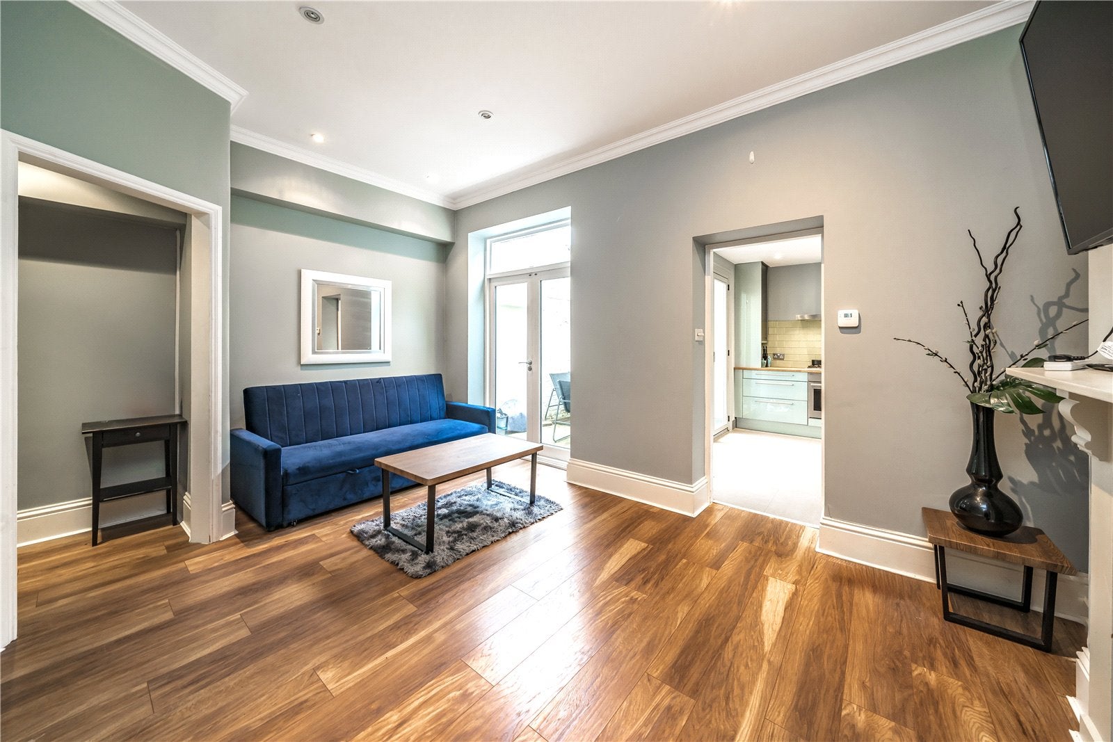 Flat Lots Road in Greater London