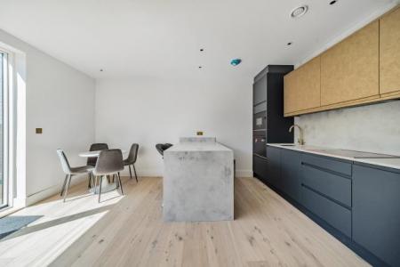 Flat Harrow Road in City of Westminster