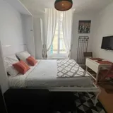 Flat Rue Barennes in Bordeaux