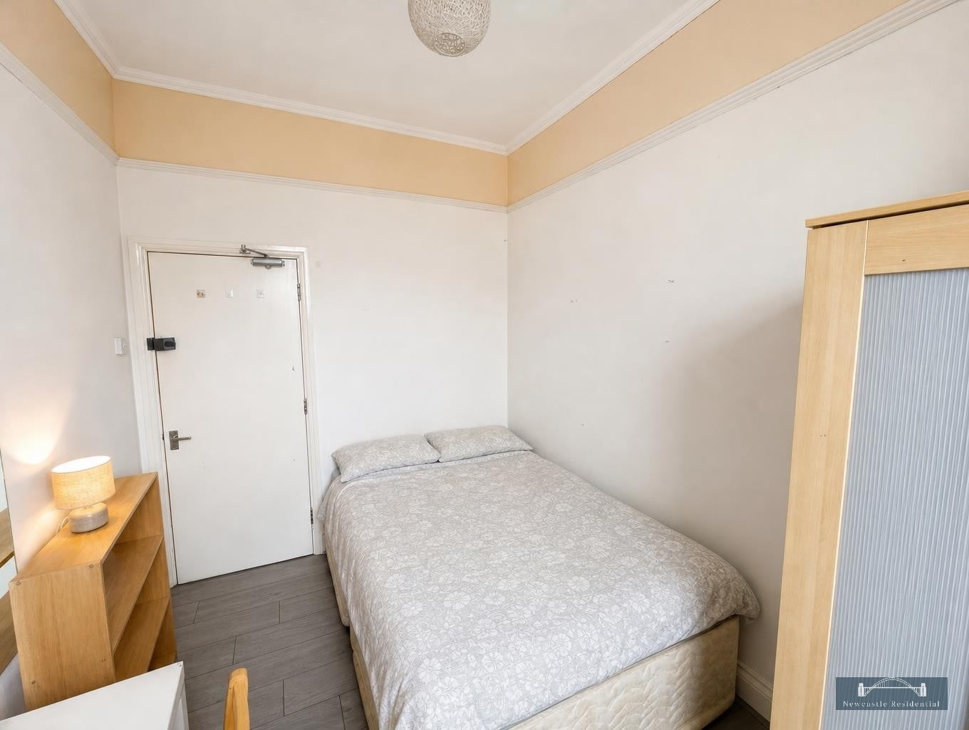Flat Coniston Avenue in Newcastle upon Tyne